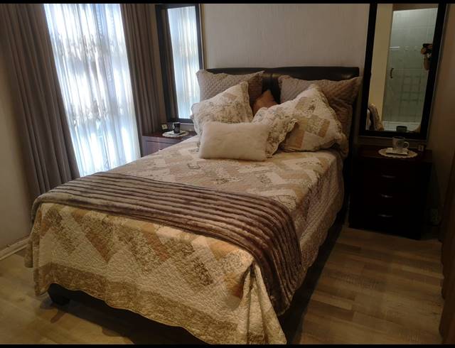 3 BEDROOM TOWNHOUSE FOR SALE IN BULWER